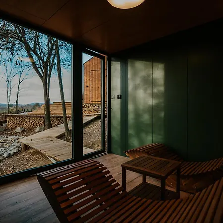 Feelmore Tiny House Pusztakisfalu ゲストハウス
