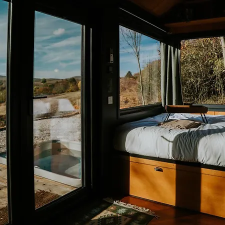 Feelmore Tiny House Pusztakisfalu 3* Lovaszheteny
