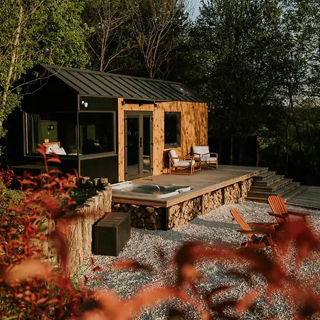 Feelmore Tiny House Pusztakisfalu ゲストハウス Lovaszheteny